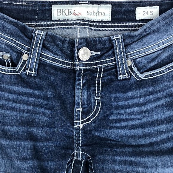 BKE Denim Sabrina Womens Cropped Capri Jeans Raw Hem Thick Stitch Size 27 - Picture 8 of 8